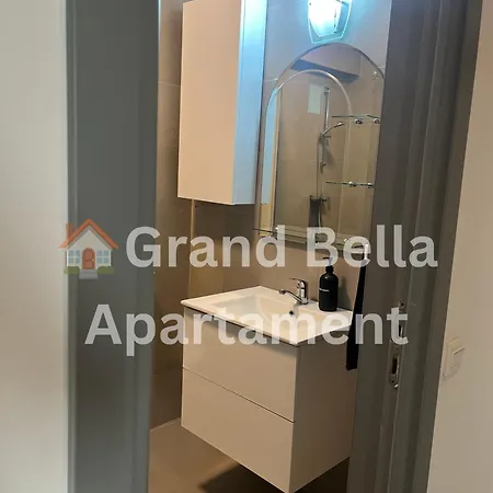 Grand Bella